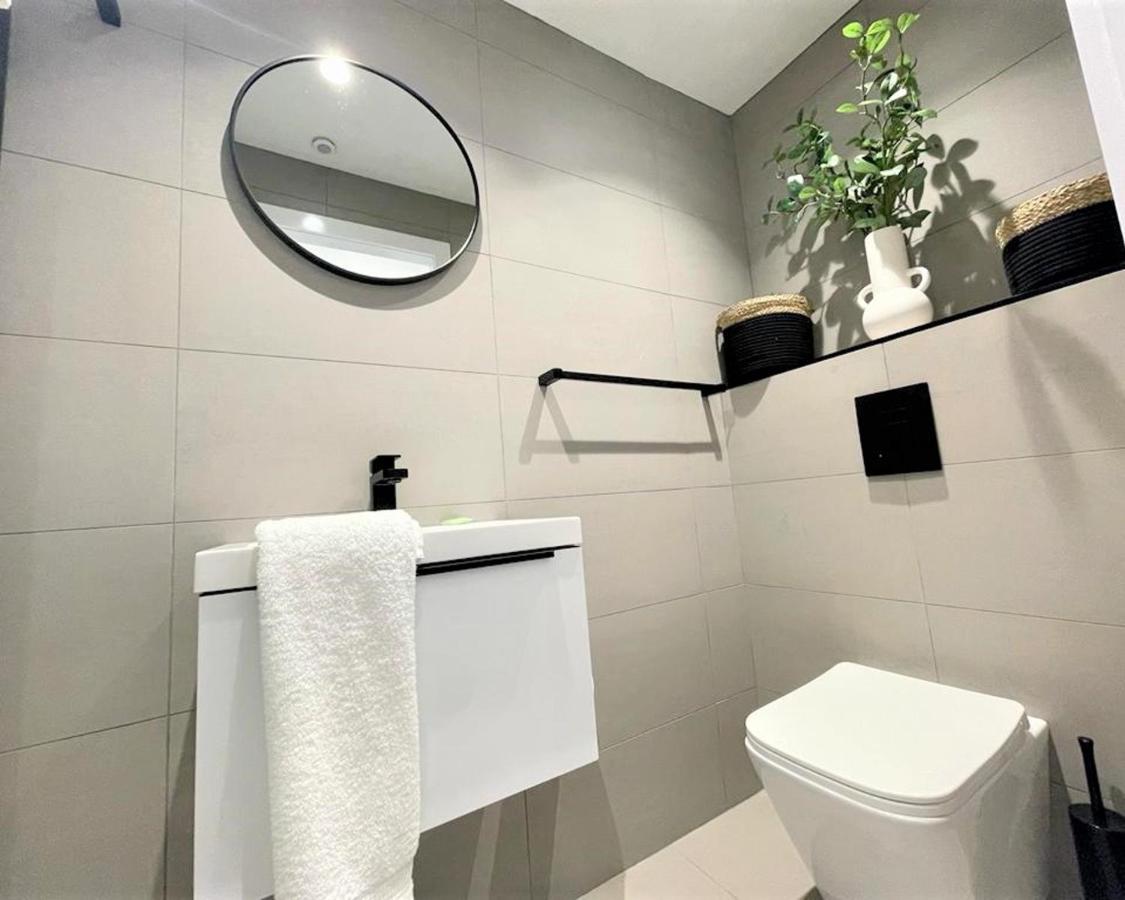 Appartamento Luxury Reno'D 1 Bed Nr Bruntsfield & The Meadows Edimburgo Esterno foto